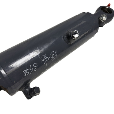 Modèle de chariot élévateur CPC D 30 Ensemble de cylindres hydrauliques en acier pour le système d'inclinaison du chariot élévateur
